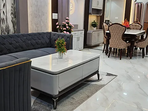 3 & 4 BHK ULTRA LUXURIOUS & SPACIOUS FLATS