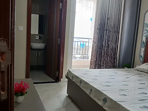 4 BHK ULTRA LUXURIOUS FLATS