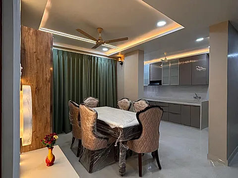 READY TO SHIFT 4 BHK LUXURIOUS FLATS