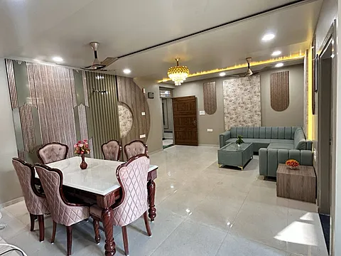 4 BHK LUXURIOUS FLATS