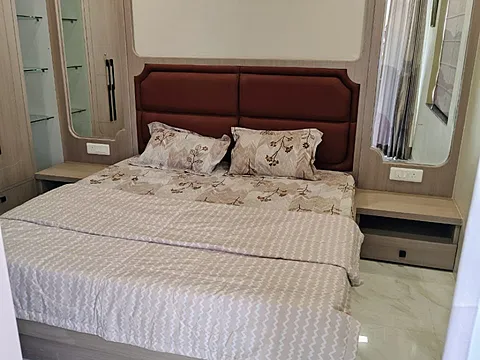Fully Luxurious 4 BHK flats