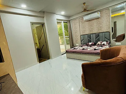 Ultra Luxurious 3 BHK flats