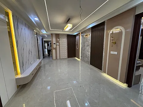 गार्डन-फेसिंग 4 BHK फ्लैट्स