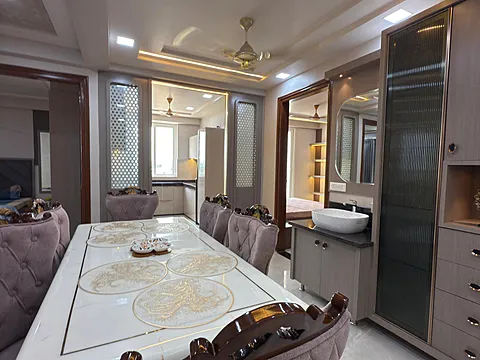 Ultra Luxurious 4 BHK Flats