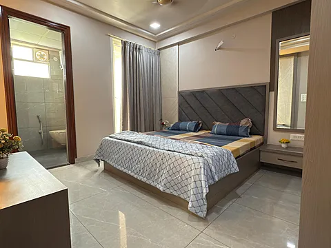 4 BHK PREMINUM FURNISHED & SEMI FURNISHED