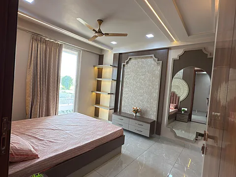 4 BHK PREMINUM FLAT