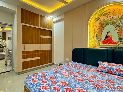Ready to move 2 BHK FLATS