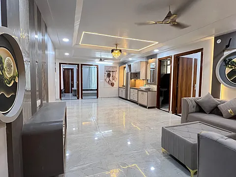 4 BHK BIG SIZE ULTRA LUXURIOUS APARTMENTS
