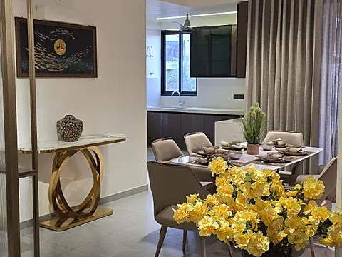 Spacious 3 BHK flats
