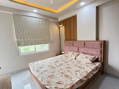 Semi Furnished 2bhk flat