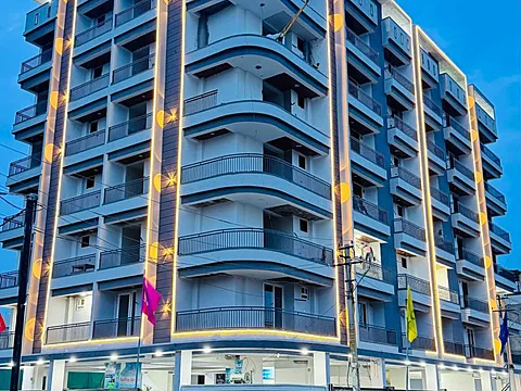 4BHK Specious Flat