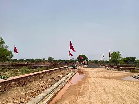 Residential land in Goner