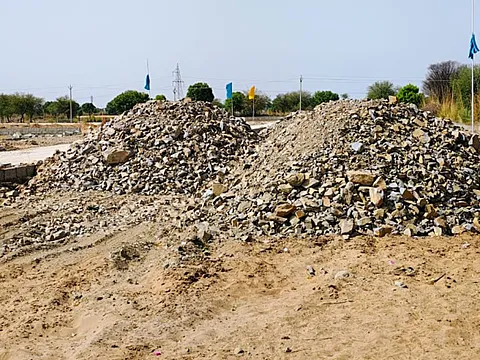 Plot in Bindayaka