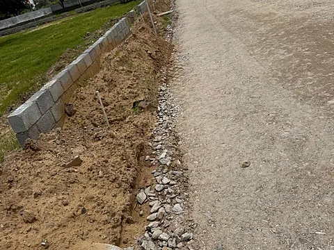 Land in Mukundam
