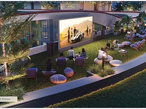 Fulfill your Dreams with 4 BHK Falt