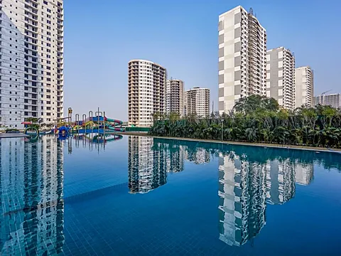 Luxurious 4 BHK Apartment