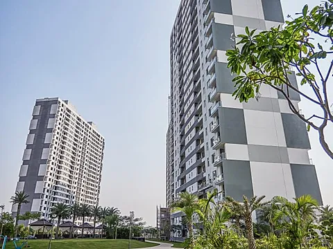 Luxurious 4 BHK Apartment