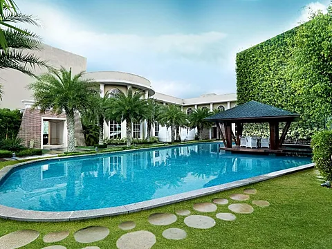 4 BHK + Penthouse