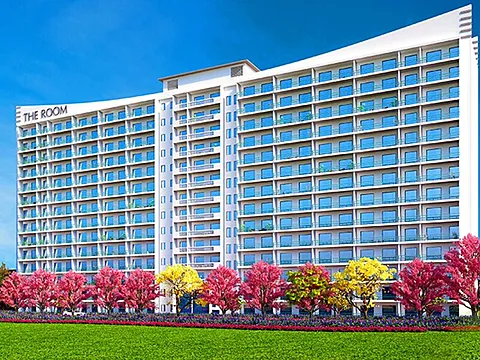 Luxurious 4 BHK Apartment With Servant Room
