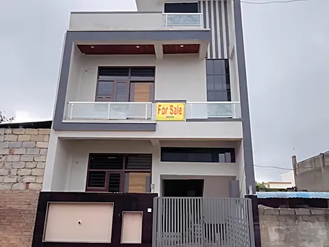 Luxurious 4 BHK  Villa