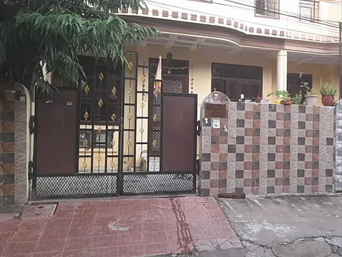 3 BHK Dulex Old Construction
