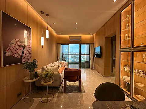 Super Duper 5 BHK Apartment