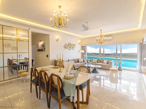 Luxurious 3 BHK Apartment