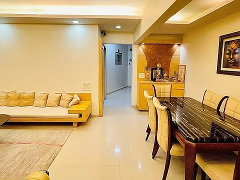 Beautiful 2 BHK Apartment