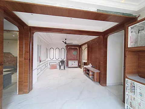 Spacious 3 BHK Luxury Apartment