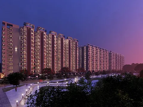 Modern 3 BHK Flat with Excellent Connectivity