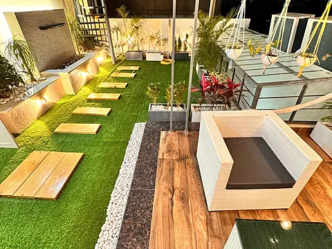 Luxurious 4 BHK Kothi With Lift