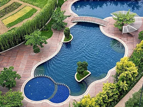 Fully Luxury Spacious 4BHK Apartment