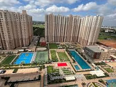 Spacious 3 BHK Luxury Apartment