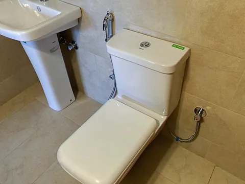 Modern 3 BHK Flat with Excellent Connectivity