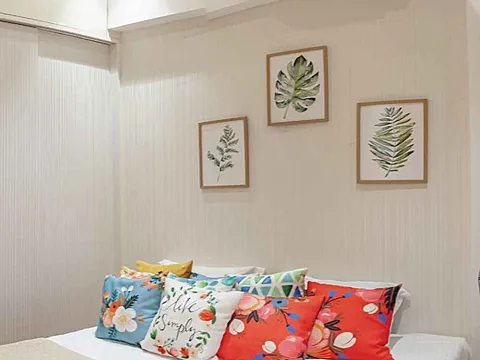 1 RK Studio Apartment