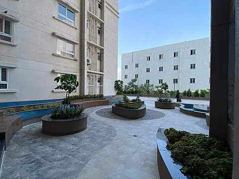 Move Into Class – Ready Luxury Apartments with Premium Amenities