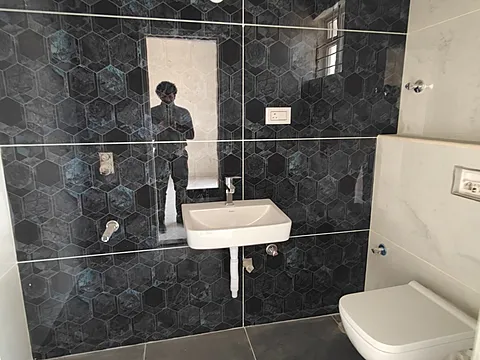 Elegant Ready-to-Move Flats Designed for Modern Living