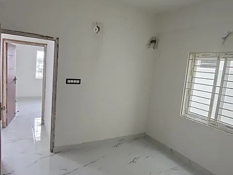 Ready-to-Move 2 & 3BHK Luxury Flats – Move In Today!