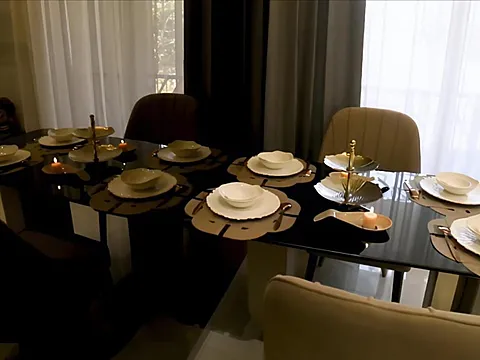 Modern 2 BHK Flat with Excellent Connectivity