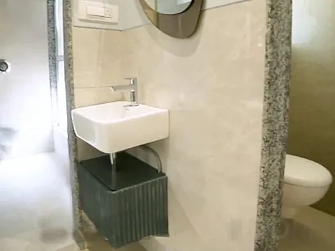 Modern 2 BHK Flat with Excellent Connectivity