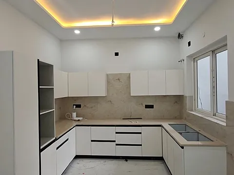 Beautiful 6BHK Villa