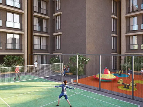 Spacious 4 BHK Luxury Apartment