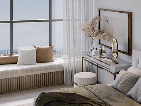 Modern 4 BHK Flat with Excellent Connectivity