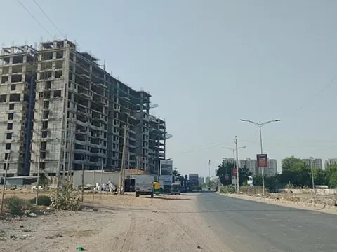 Just Listed! Hot Deal 3BHK Flat For Sale