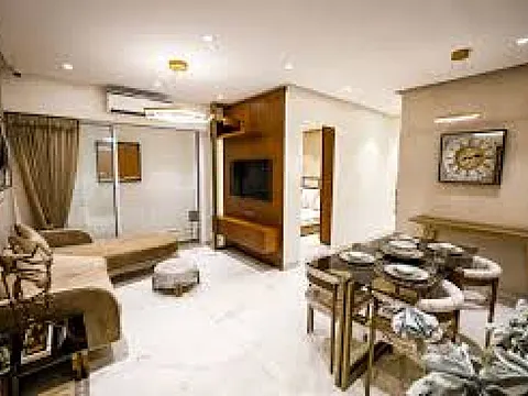 Spacious 4 BHK Luxury Apartment