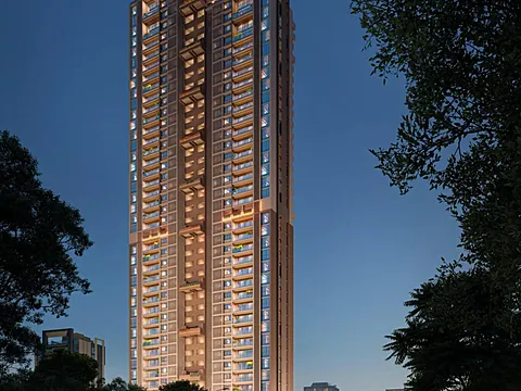 Modern 6 BHK Flat with Excellent Connectivity