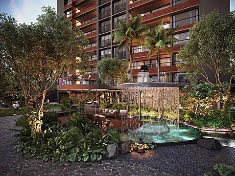 Spacious 4 BHK Luxury Apartment