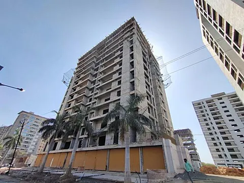 Luxurious 3 BHK Apartment