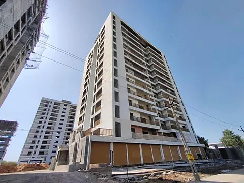 Luxurious 3 BHK Apartment
