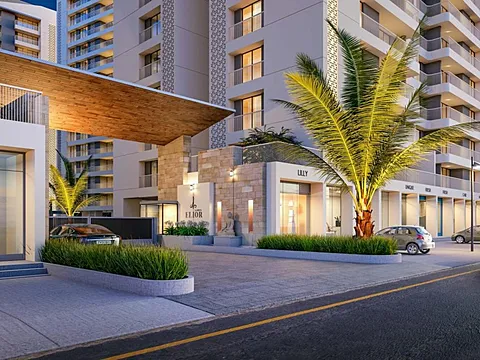 Spacious 4 BHK Luxury Apartment